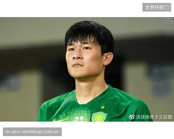阿贾克斯中卫舒塔洛有望成为三中卫体系的出球核心，其精准长传将丰富球队进攻发起方式。